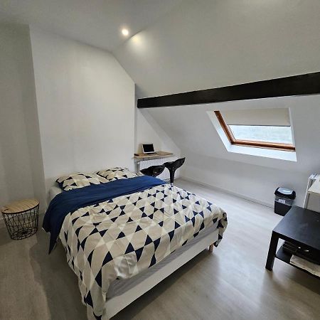 Agreable Studio De 16M2 Sans Kitchenette Нёйи-сюр-Марн Экстерьер фото