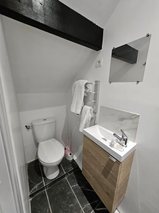 Agreable Studio De 16M2 Sans Kitchenette Нёйи-сюр-Марн Экстерьер фото